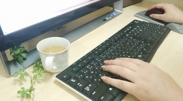 <年収420万~>社会保険手続きなどの人事労務◆年休120日